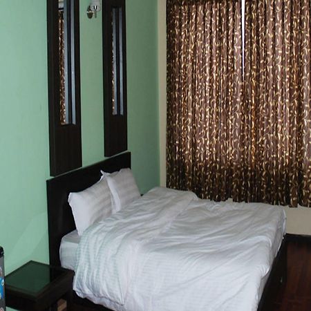 Hotel Family Home Катманду Екстер'єр фото