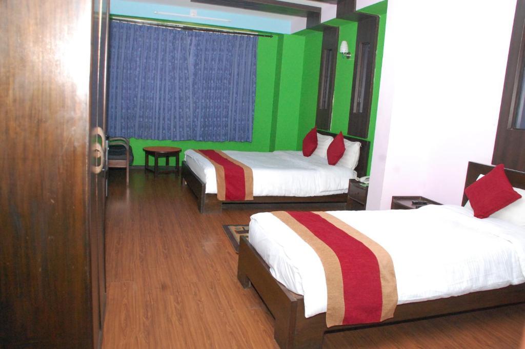 Hotel Family Home Катманду Номер фото