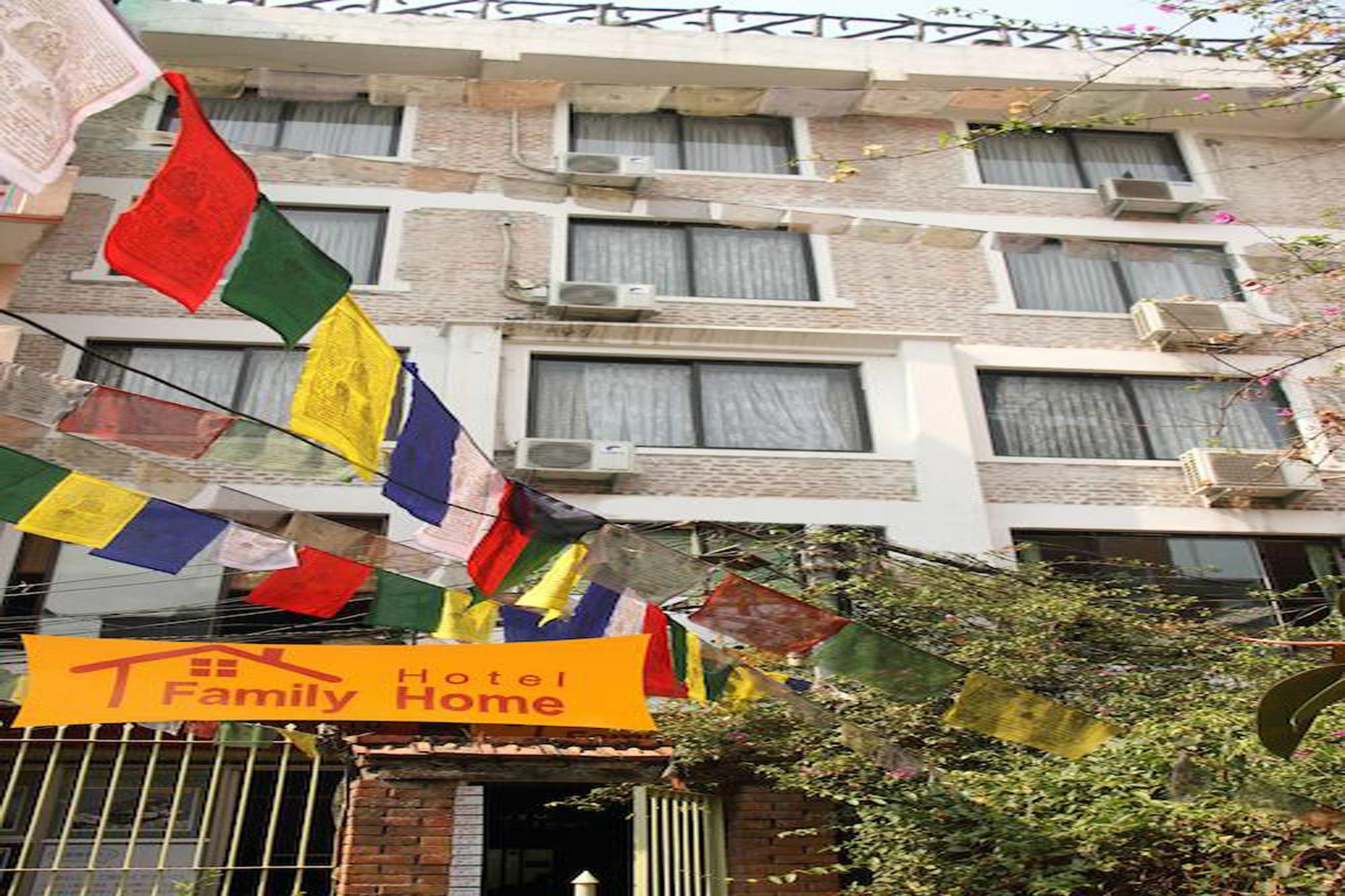 Hotel Family Home Катманду Екстер'єр фото