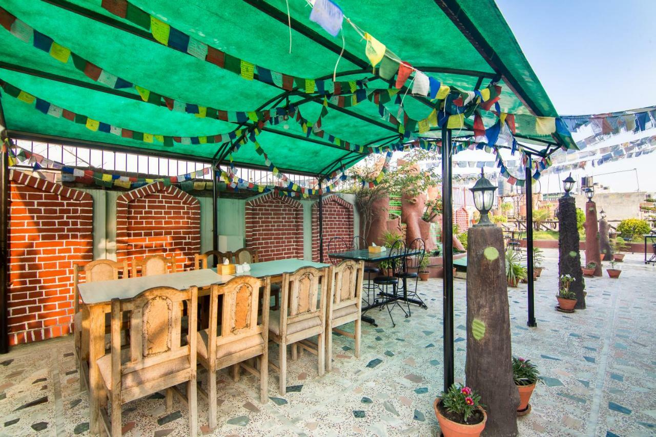 Hotel Family Home Катманду Екстер'єр фото